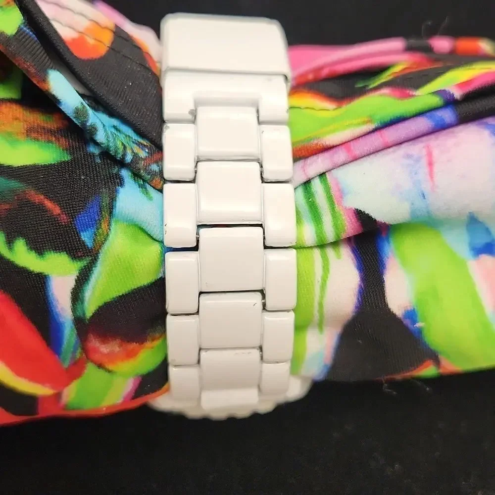 SINOBI Quartz Rhinestone Water Resistance Watch